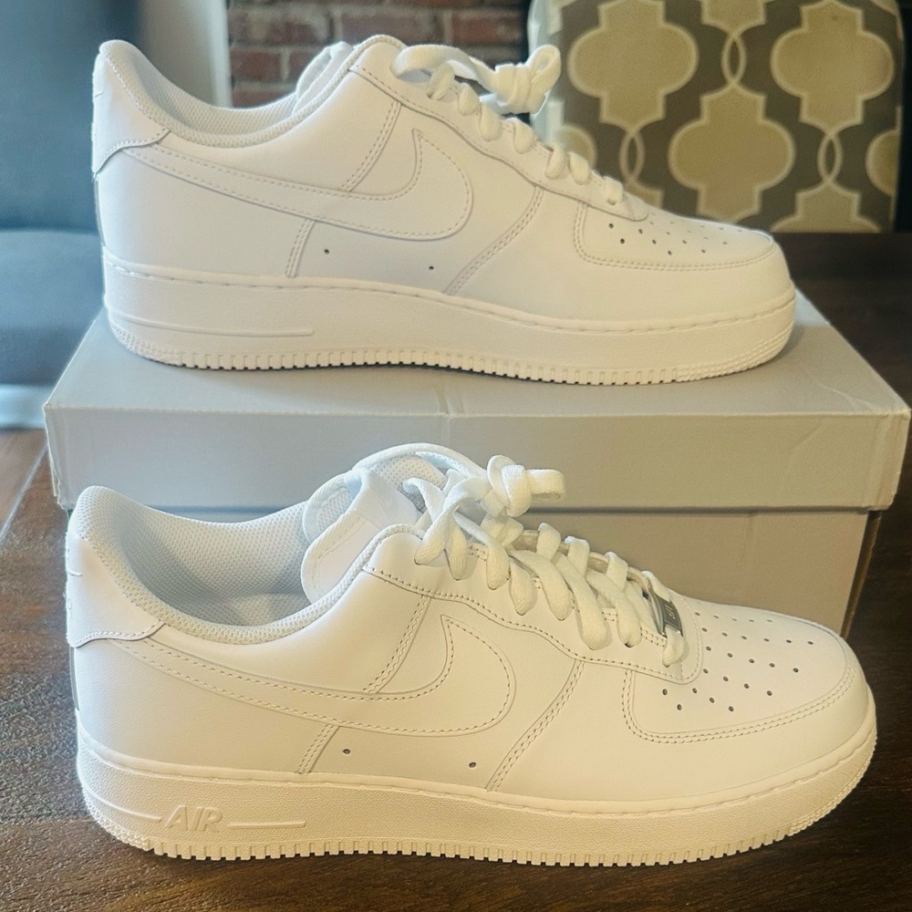 Nike Air Force 1 White Sneakers